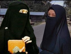 Kemulia Wanita Muslimah Dimuka Bumi Terlihat Dari Hiasanya