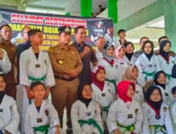 Pemkab Aceh Jaya Lepas 31 Atlet Taekwondo Aceh Challenge Pidie 2022