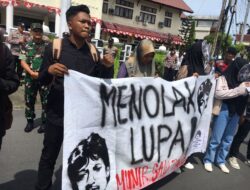 SMUR Aceh Barat Lakukan Aksi Demo di Depan Gedung DPRK, Ada apa?