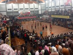 Grand Final Turnamen Bola Voli Kapolres Aceh Barat, Ribuan Penonton Padati GOS