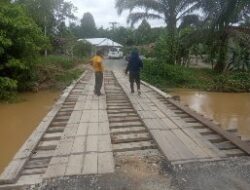 Warga Ujong Lamie Membutuh Jembatan Permanen