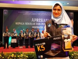 Viza Suhanna, Sosok Guru dari Aceh Jaya Masuk 10 Besar Kepala Sekolah Inspiratif se-Indonesia 