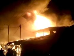 Menjelang Subuh Pasar Inpres Simpang Peut Ludes dilahap Si Jago Merah