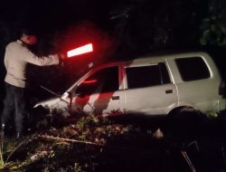 Terjadi Laka Tunggal Satu Unit Isuzu Panther Ditinggal Begitu Saja,! Kapolsek Lamno ; Diduga Akibat Mengantuk