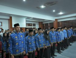 Dr Nurdin, Lantik dan Serahkan SK 100% Bagi PNS Baru dan SK CPNS di Lingkup Pemkab Aceh Jaya