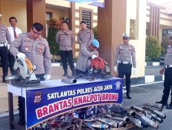 Kepolisian Polres Aceh Jaya Musnahkan Knalpot Brong Hasil Sitaan Operasi Satlantas