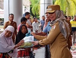 Pemkab Nagan Raya Salurkan Bantuan Sembako Bagi Masyarakat Miskin Ekstrim