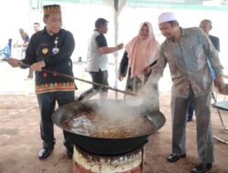 Kuah Beulangong Menjadi Daya Tarik Kemeriahan Maulid Akbar Kabupaten Aceh Jaya