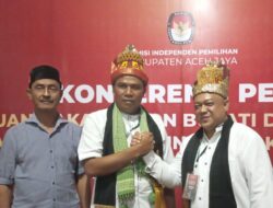 Jelang Penutupan, Paslon Bupati Independen M.Nazaruddin-Hendri Hariyanto Mendaftar ke KIP Aceh Jaya