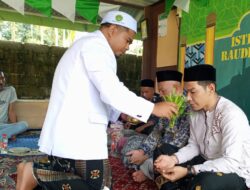 Balon Bupati dan Wakil Bupati Aceh Jaya Safwandi-Muslem, Diterima dan Peusijuek di Dayah Istiqamatuddin Raudhatul