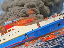 KM Barcelona V Terbakar, 3 Penumpang Diisukan Meninggal Dunia