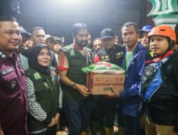 Mualem Tinjau Pengungsi Banjir di Pidie, Bantuan Darurat Mulai Disalurkan