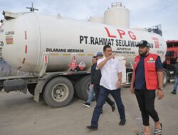 Sekda Aceh Pastikan Stok Logistik Aman, Bantuan Disalurkan untuk Korban Bencana