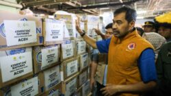 Mualem Pantau Bantuan Kemanusiaan Kementan dan Bapanas Tiba di Aceh