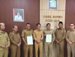 Penyegaran Organisasi, Wabup Aceh Jaya Tunjuk Plt Kadinkes dan Diskopukmperindag