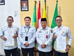 BKPSDM Aceh Jaya Serahkan Dua SK Pejabat Pelaksana Guna Kestabilitas Pelayanan Publik