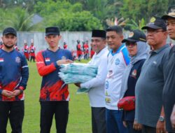 Turnamen Bola Kaki Piala Bupati Aceh Barat 2026 Resmi Dibuka, Tarmizi Tekankan Sportivitas